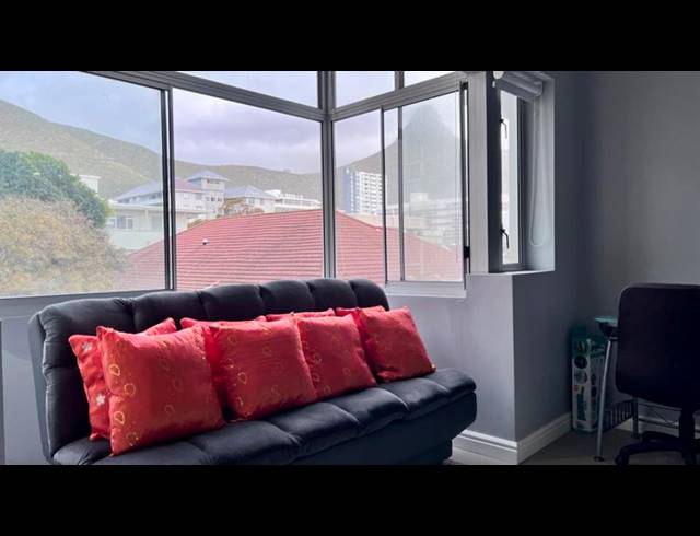 1 BEDROOM APARTMENT FOR SALE IN SEA POINT